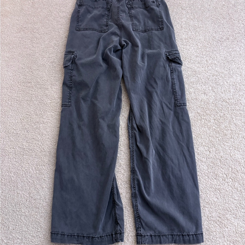 American Eagle Dark Gray Cargo Pants with Patch Pockets - Picture 2 of 7
